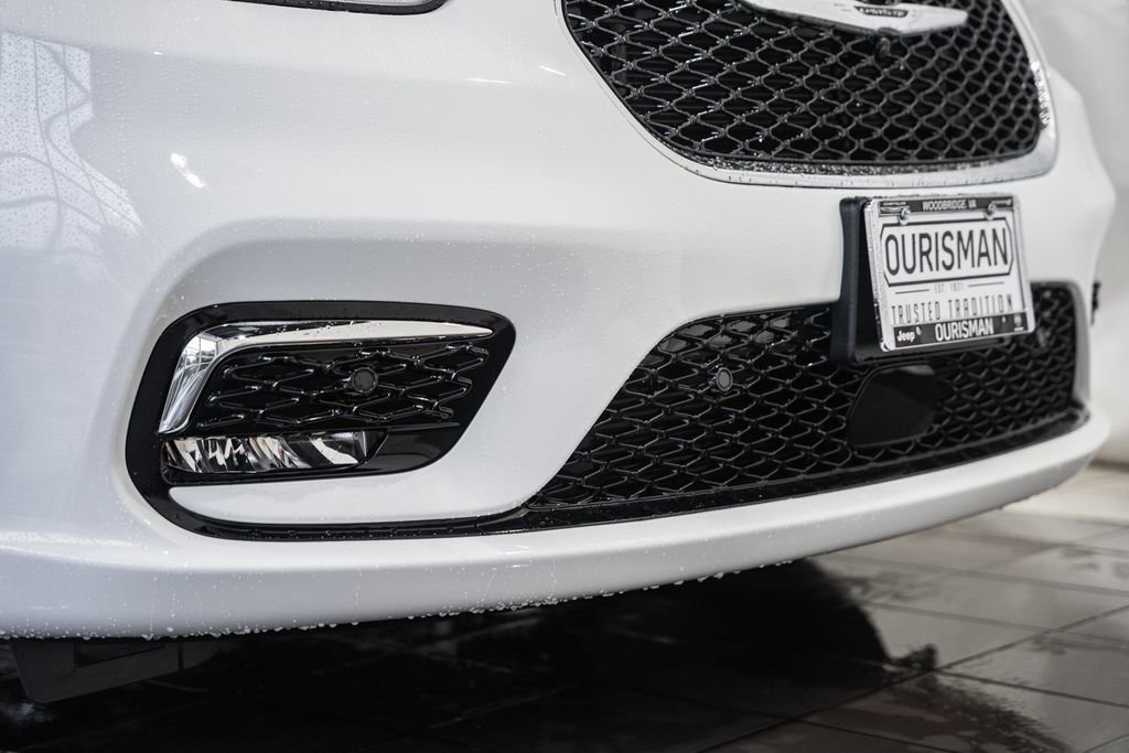 New 2026 Chrysler Pacifica Select image 11