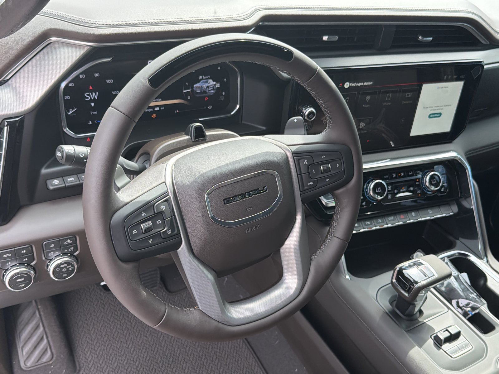 Used 2026 GMC Sierra 1500 Denali AWD/4WD image 17