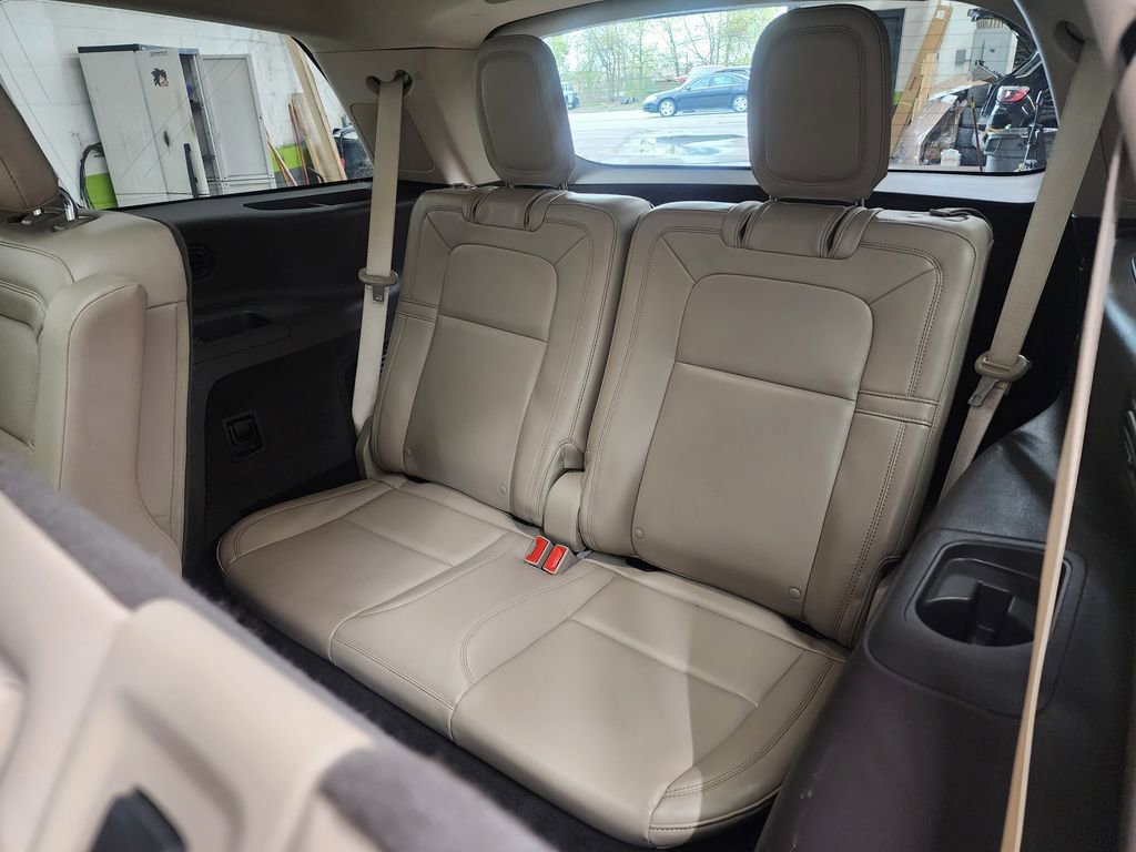 Used 2021 Lincoln Aviator Reserve w/ Equipment Group 202A AWD/4WD image 28