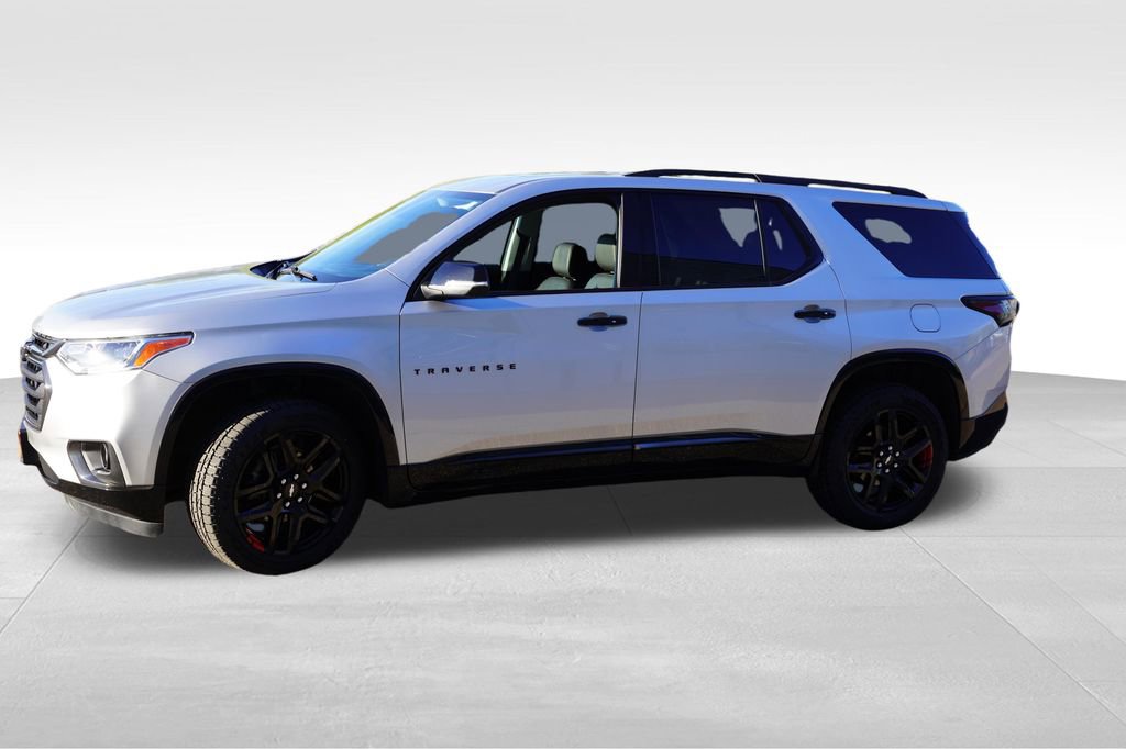 Used 2021 Chevrolet Traverse Premier w/ Redline Edition AWD/4WD image 10