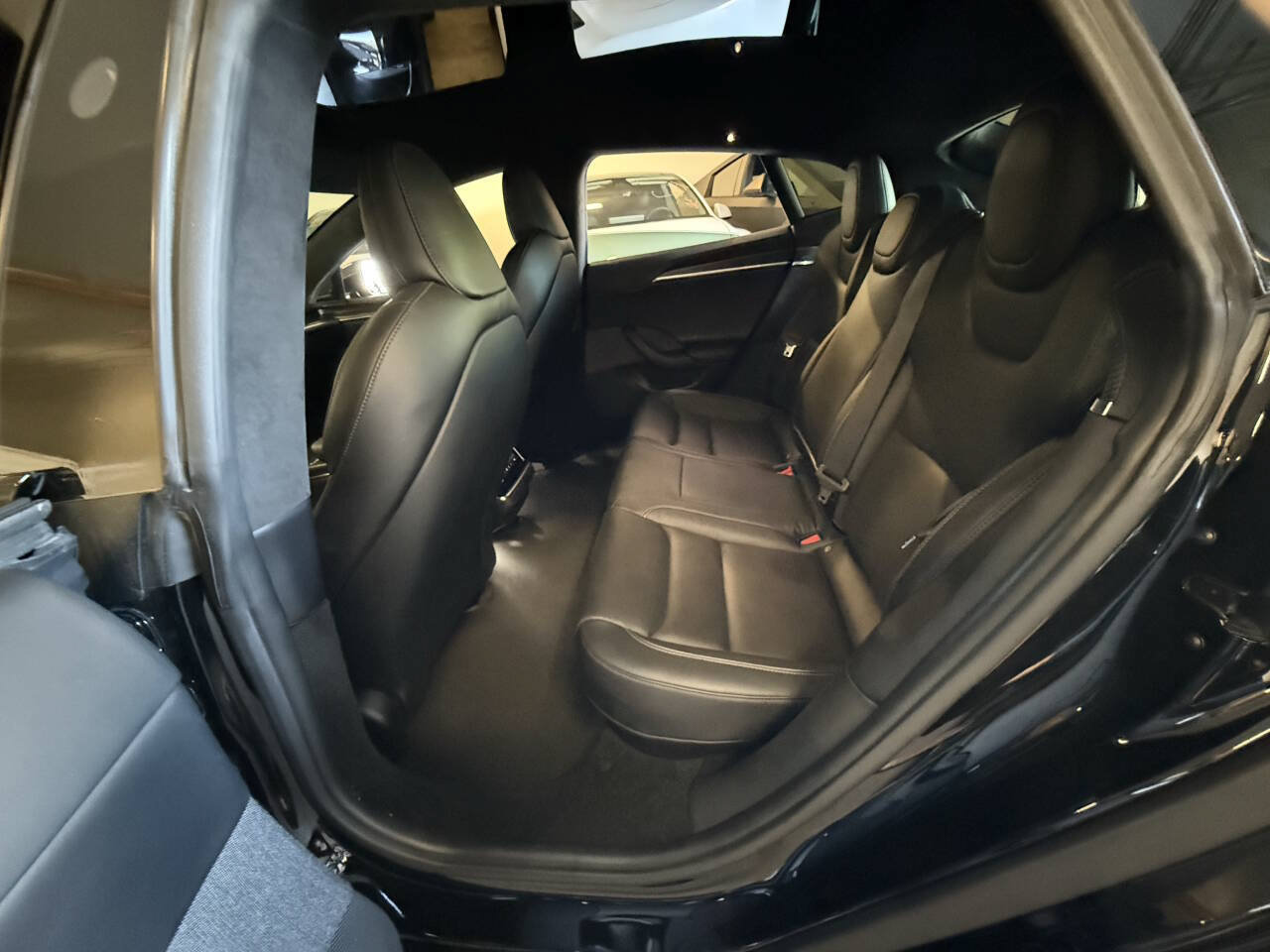 Used 2022 Tesla Model S Plaid AWD/4WD image 22