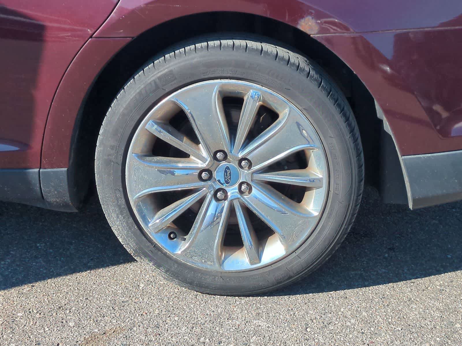 Used 2011 Ford Taurus Limited w/ 303A Rapid Spec Order Code FWD image 13