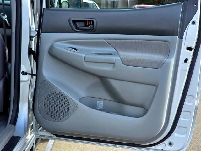 Used 2005 Toyota Tacoma 4x4 Double Cab image 34