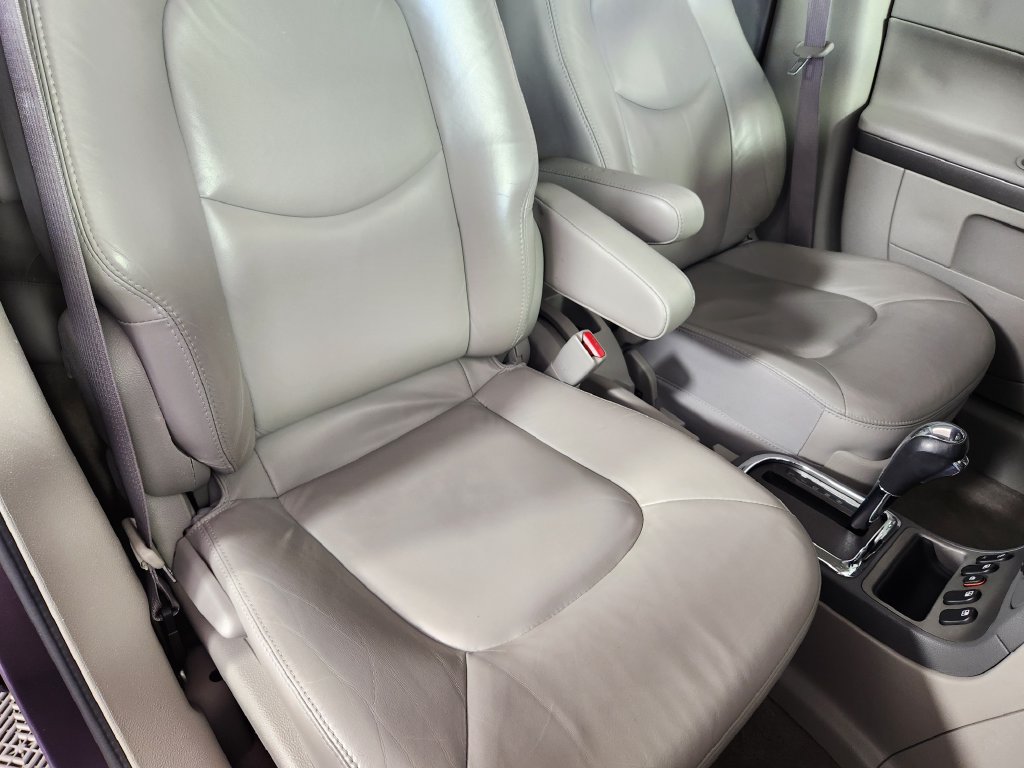 Used 2007 Chevrolet HHR LT FWD image 11