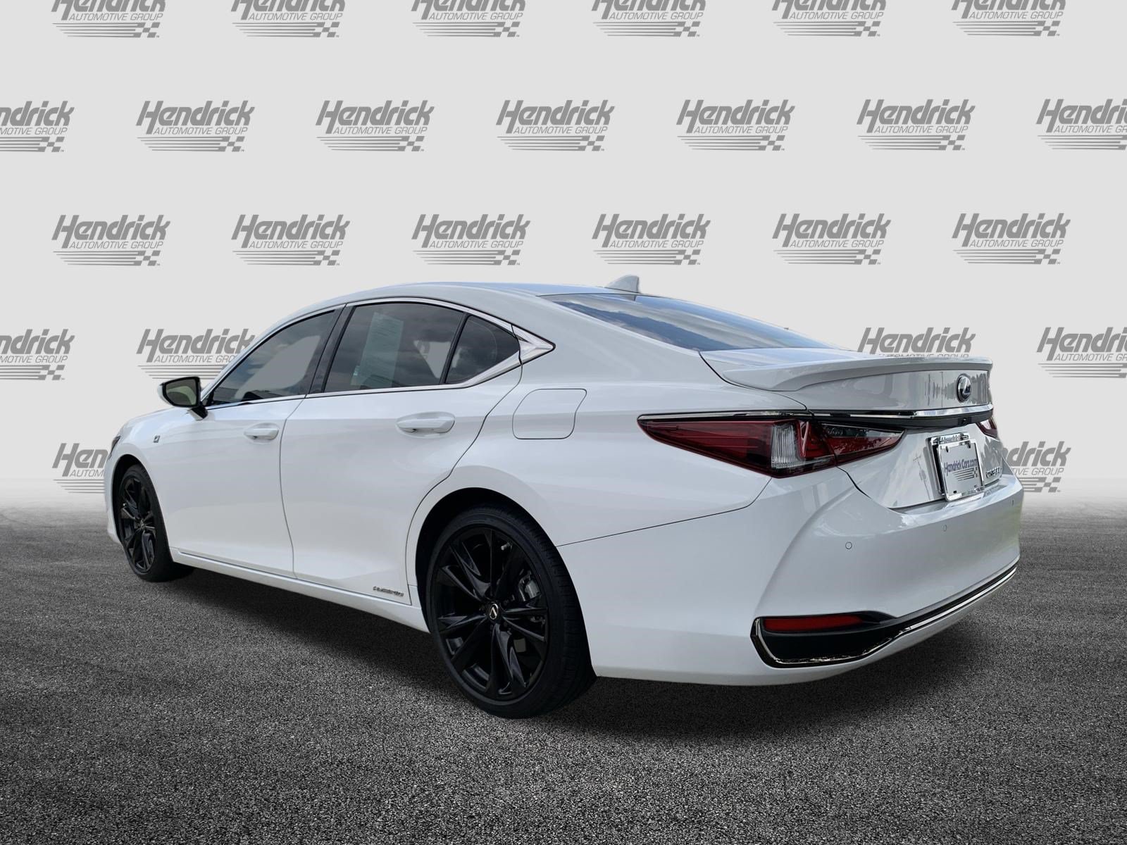 Used 2022 Lexus ES 300h F Sport w/ Accessory Package 2 FWD image 8