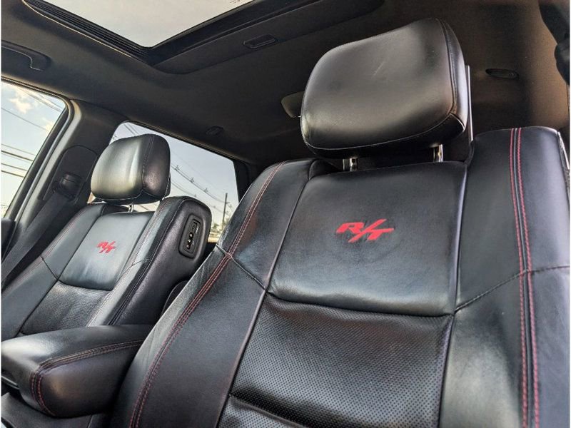 Used 2017 Dodge Durango R/T w/ Technology Group AWD/4WD image 18