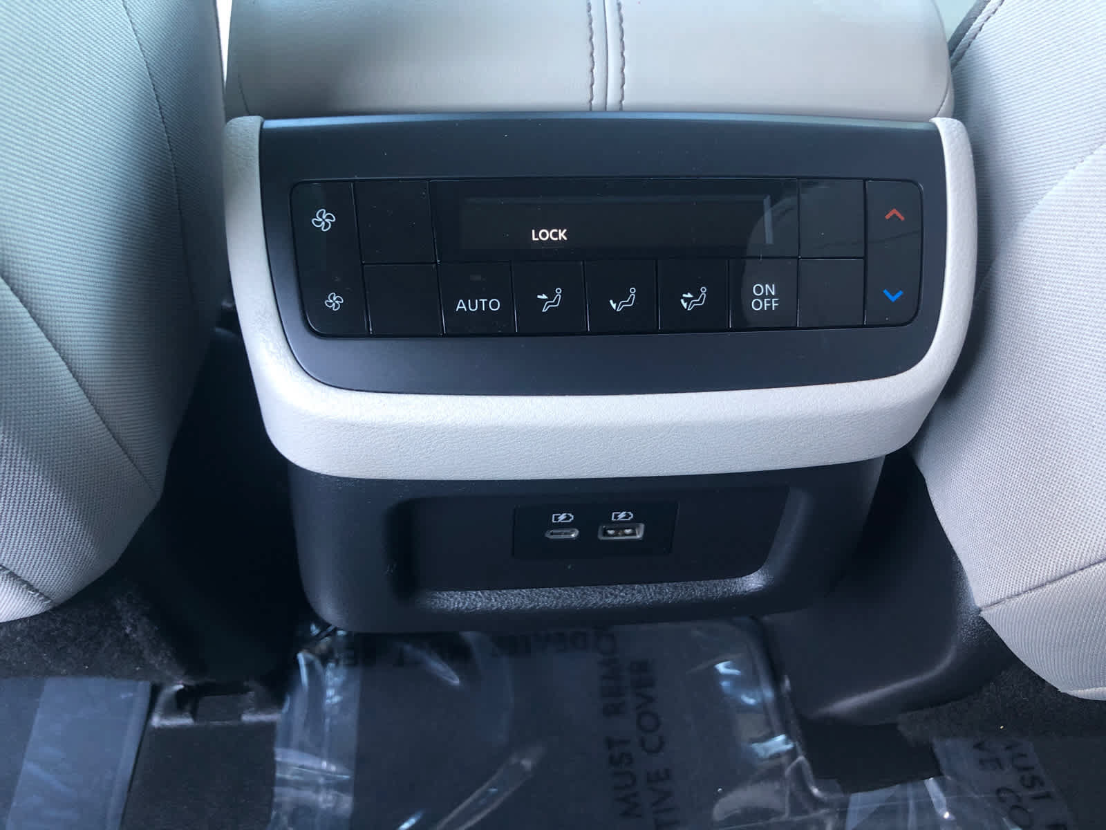 Used 2022 Nissan Pathfinder SV AWD/4WD image 25