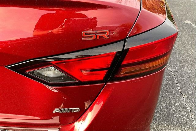 Used 2023 Nissan Altima 2.5 SR w/ SR Premium Package image 23