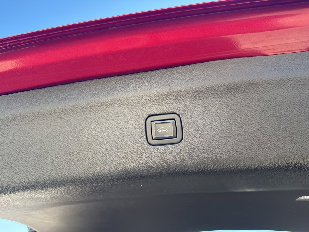 Used 2023 Buick Enclave Essence w/ Experience Buick Package image 38