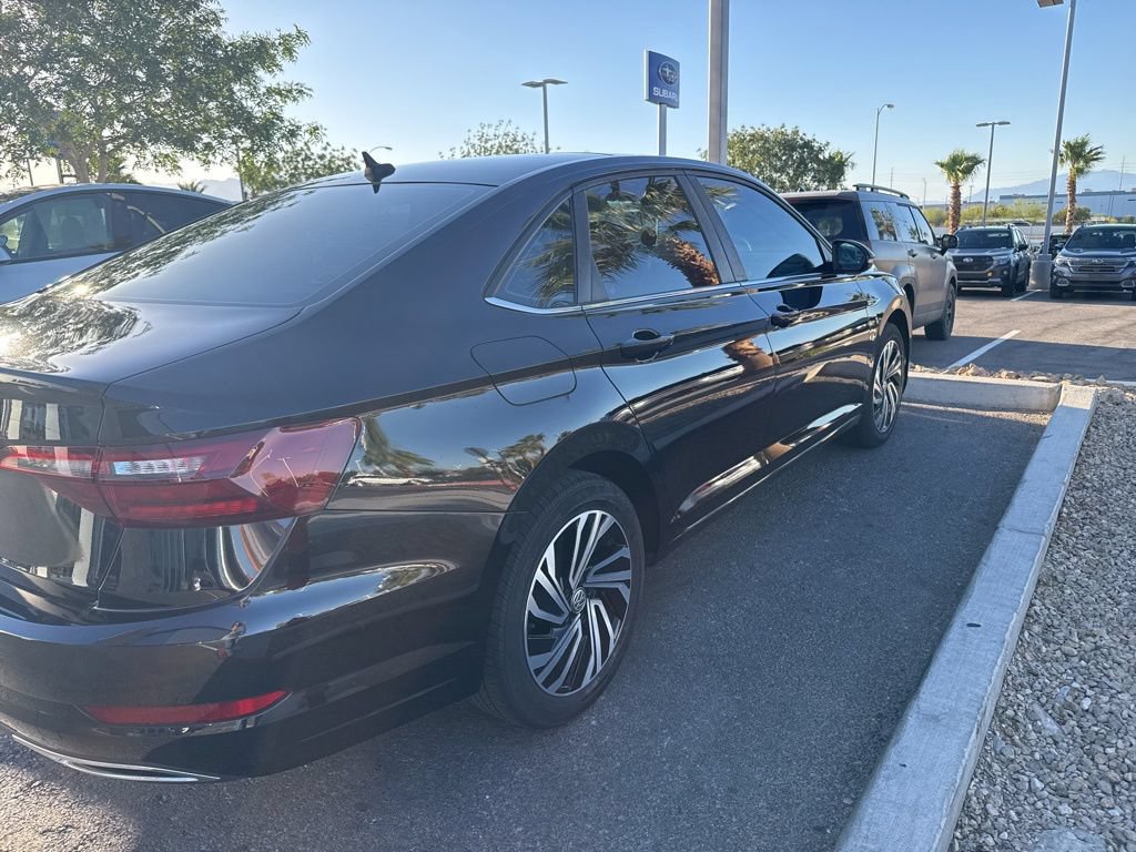 Used 2021 Volkswagen Jetta SEL Premium FWD image 30