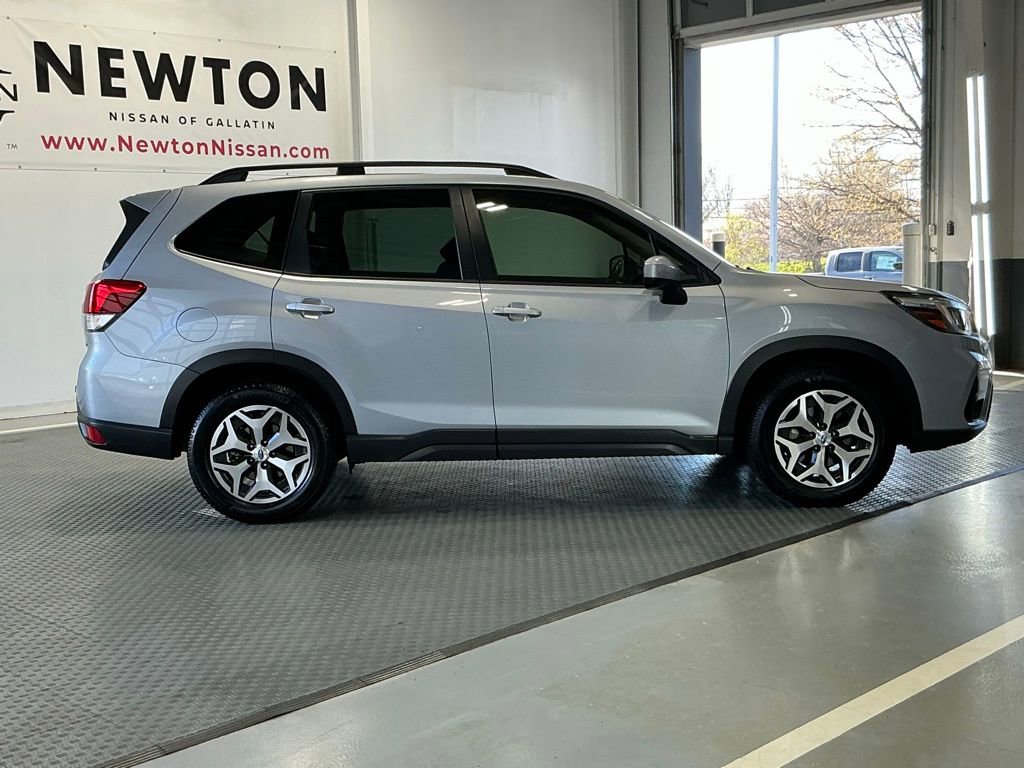 Used 2020 Subaru Forester Premium image 26