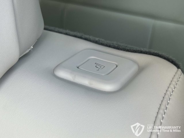 New 2027 Hyundai Santa Fe SEL FWD image 27