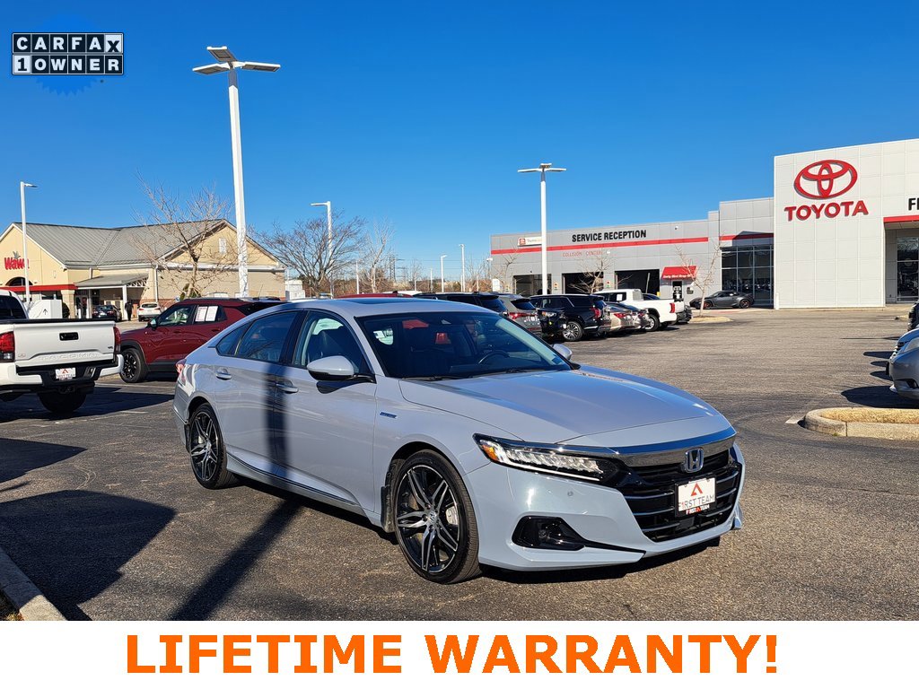 Used 2022 Honda Accord Touring image 4