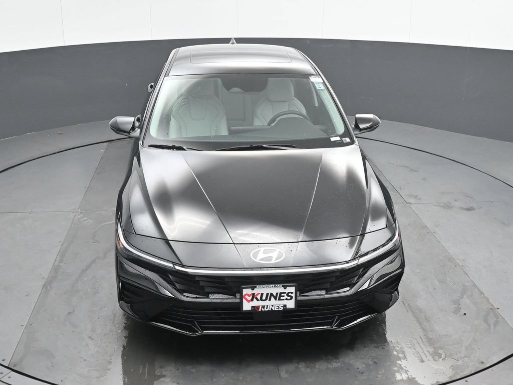 New 2026 Hyundai Elantra Limited FWD image 34