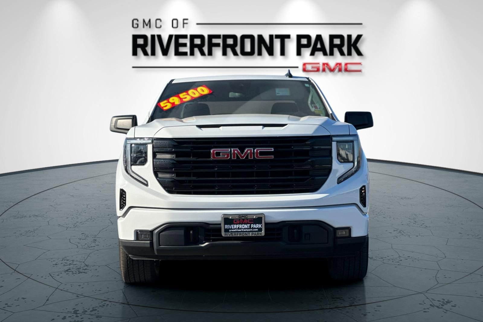 Used 2025 GMC Sierra 1500 Elevation image 8