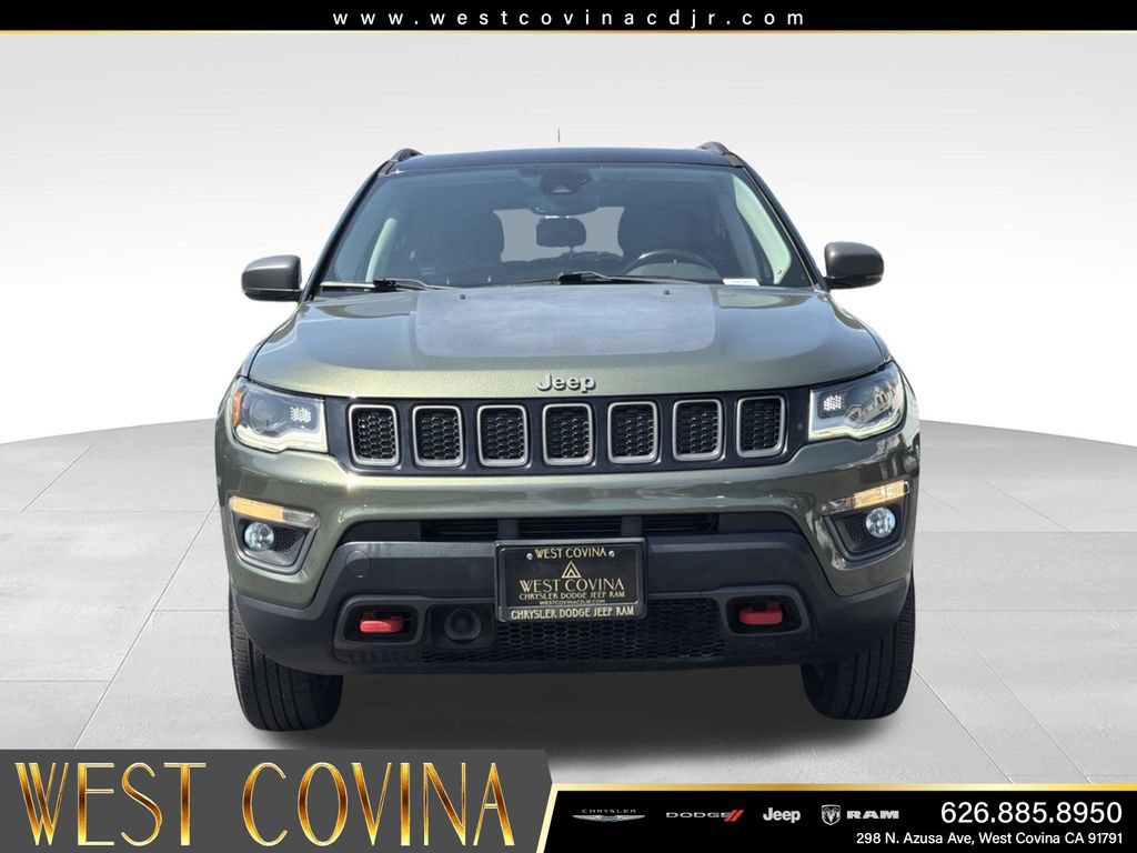 Used 2021 Jeep Compass Trailhawk w/ Sun and Sound Group AWD/4WD image 3