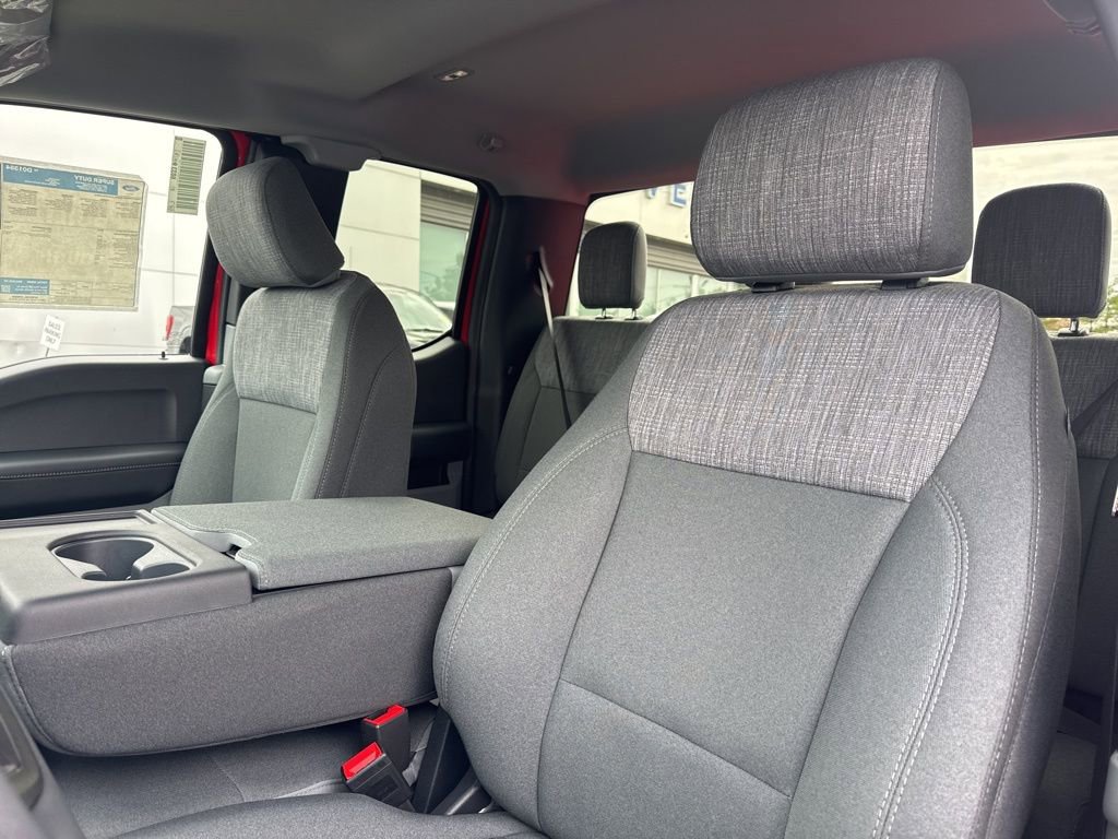 New 2026 Ford F350 XLT w/ FX4 Off-Road Package image 16