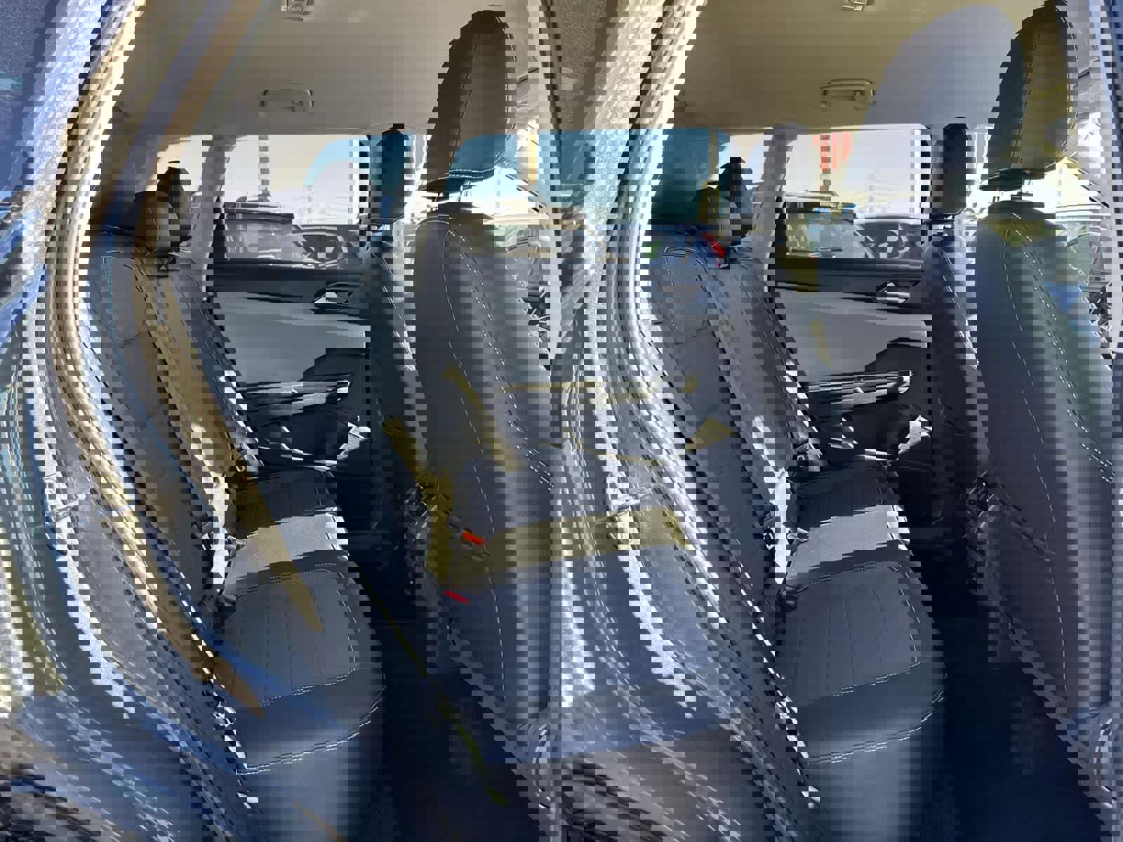 Used 2024 Volkswagen Taos SE image 19