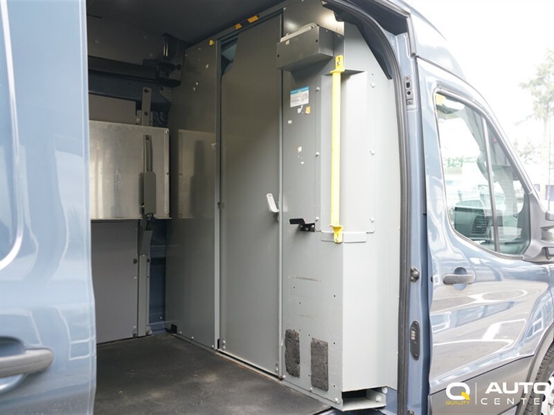 Used 2021 Ford Transit 250 148 High Roof Extended w/ Parcel Delivery Package RWD image 6