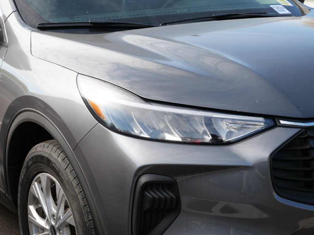 Used 2023 Ford Escape Active AWD/4WD image 4