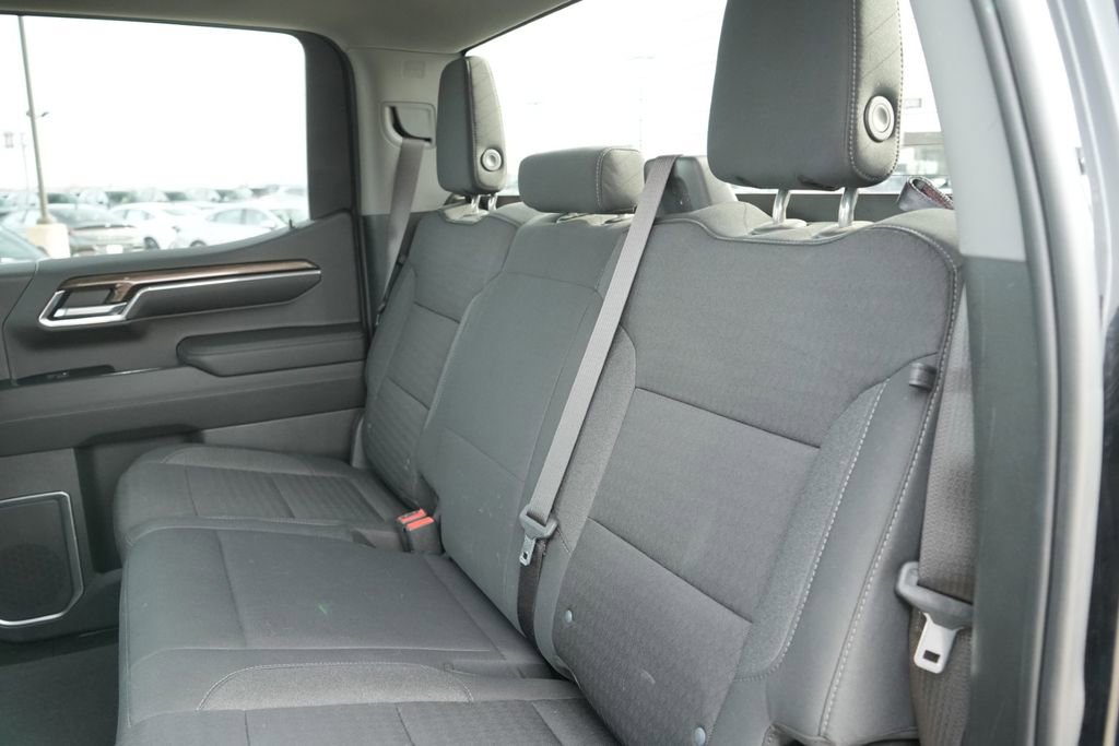 Used 2022 Chevrolet Silverado 1500 LT image 20