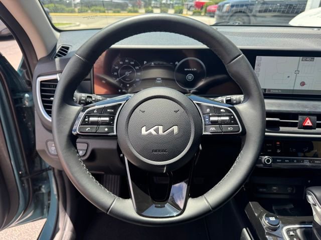 Certified 2024 Kia Seltos EX FWD image 24