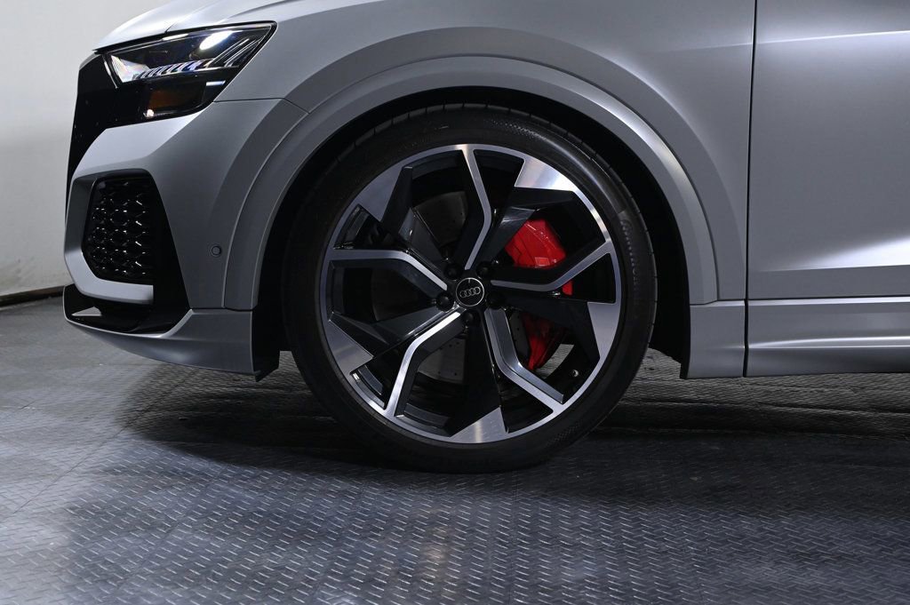 Used 2023 Audi RS Q8 image 23