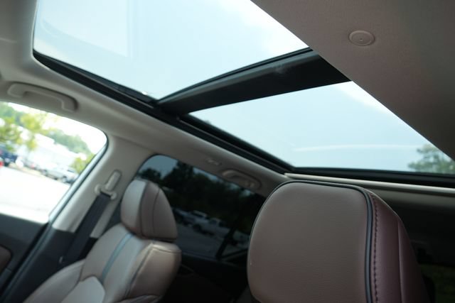 Used 2025 Honda Pilot Elite image 24