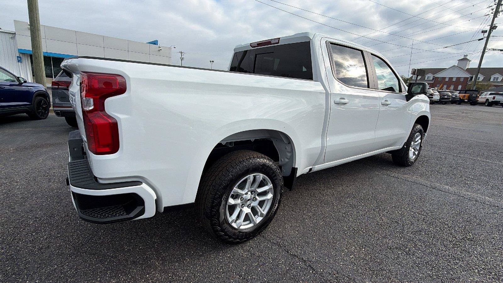 New 2026 Chevrolet Silverado 1500 RST w/ Convenience Package II AWD/4WD image 9