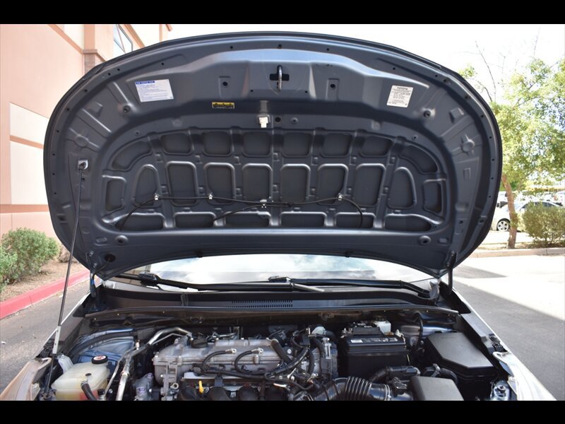 Used 2022 Toyota Corolla LE FWD image 38