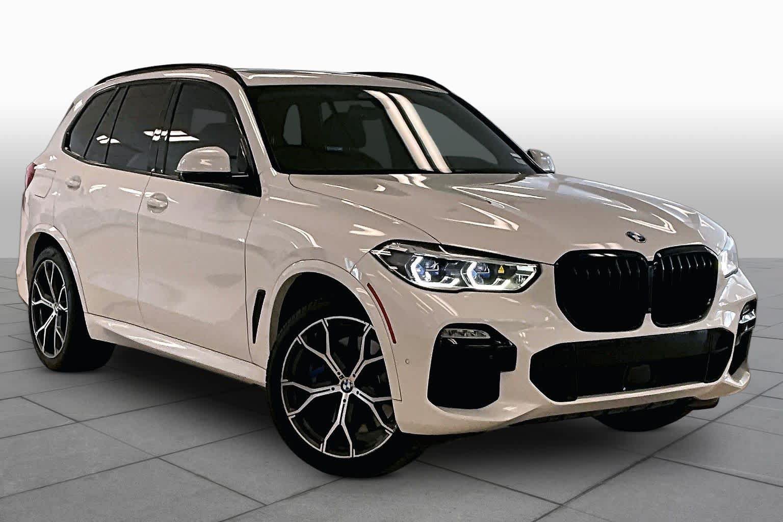Used 2020 BMW X5 M50i AWD/4WD image 2