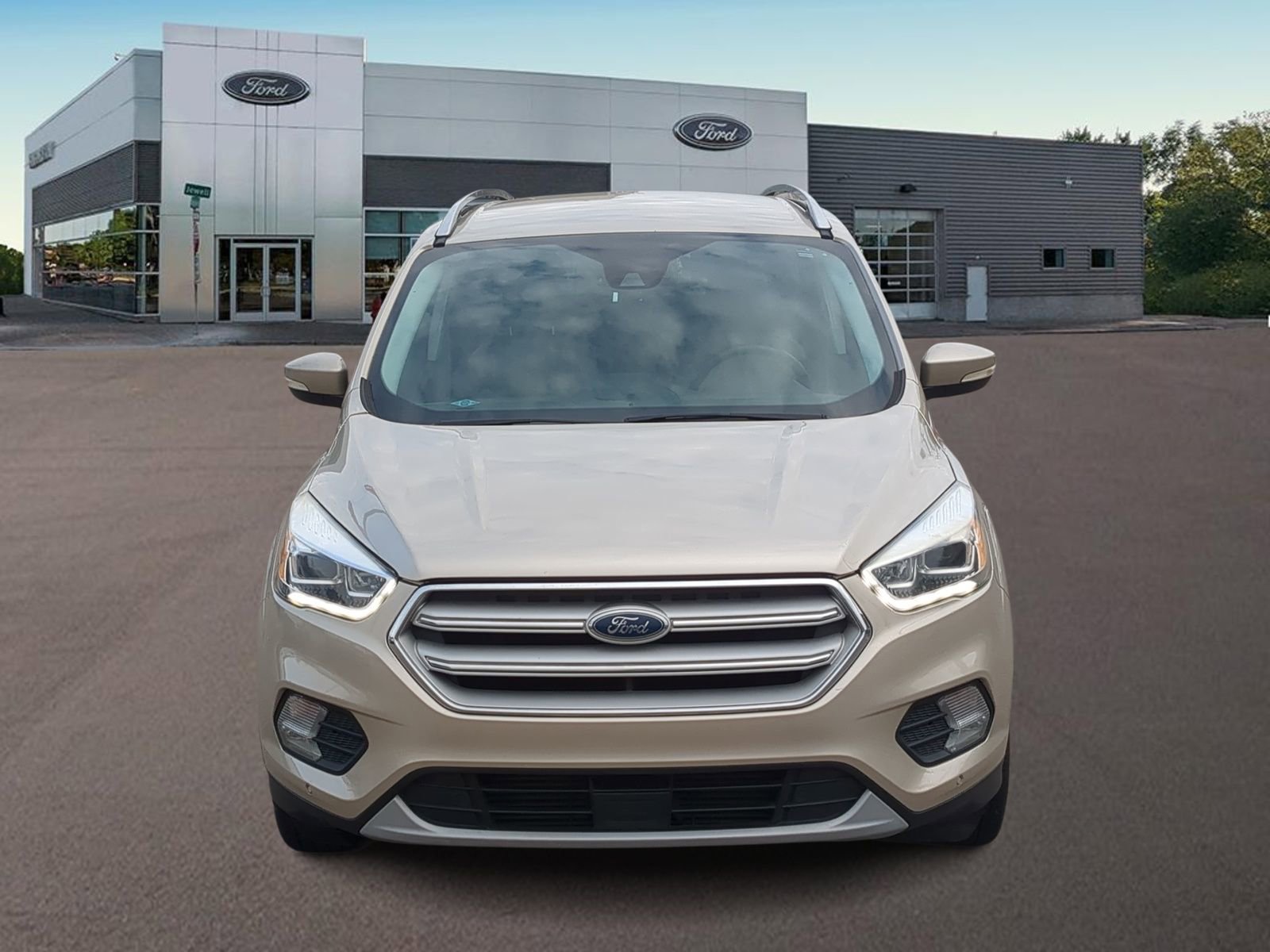 Used 2018 Ford Escape Titanium w/ Ford Safe & Smart Package video 3