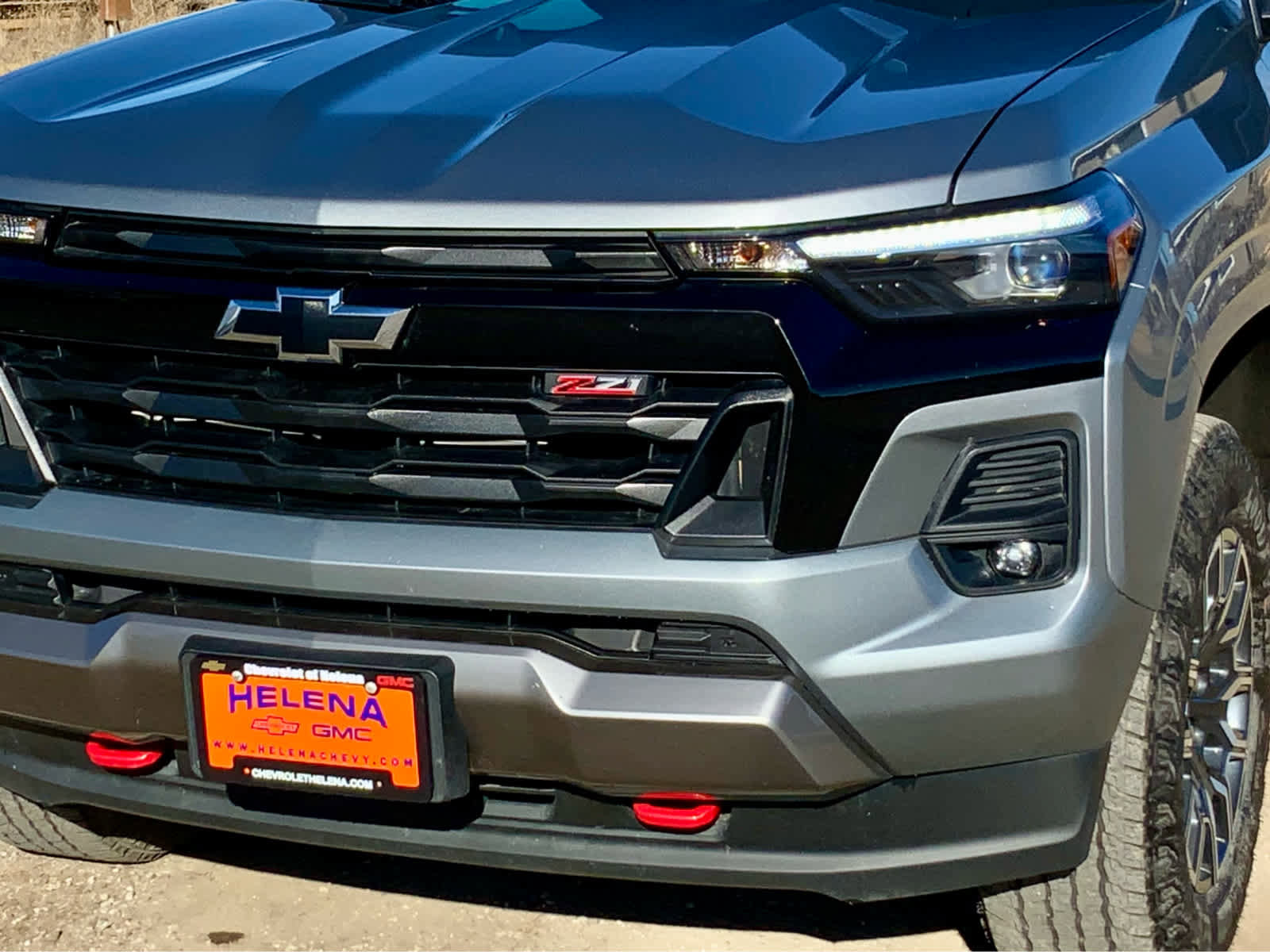 Used 2024 Chevrolet Colorado Z71 w/ Z71 Convenience Package 2 image 15