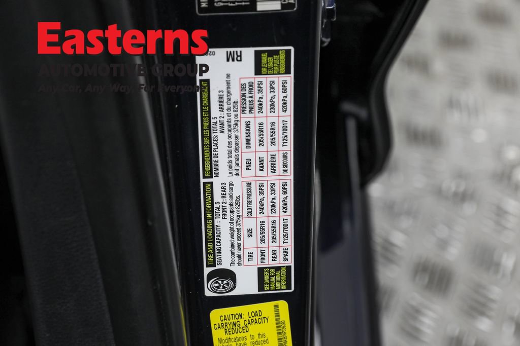 Used 2022 Toyota Corolla LE w/ Carpet Mat Package (TMS) image 34