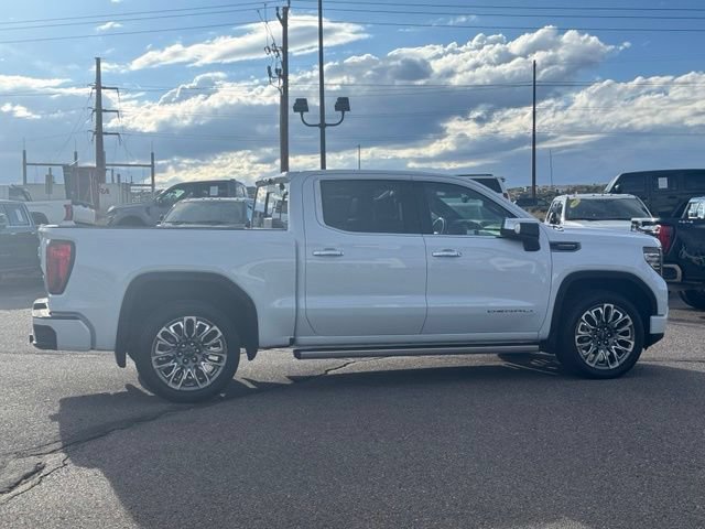 Certified 2026 GMC Sierra 1500 Denali Ultimate w/ LPO, Black Badging Package AWD/4WD image 6