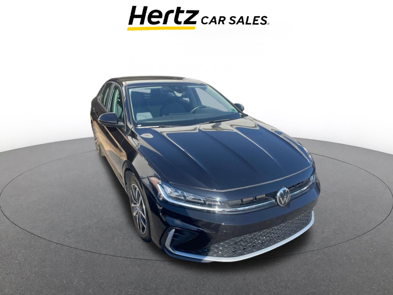 Used 2025 Volkswagen Jetta SE image 1