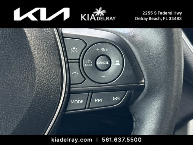 Used 2025 Toyota Corolla Cross AWD Hybrid w/ Moonroof Package image 29