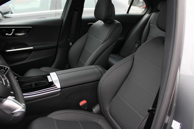 New 2025 Mercedes-Benz C 300 4MATIC Sedan image 26