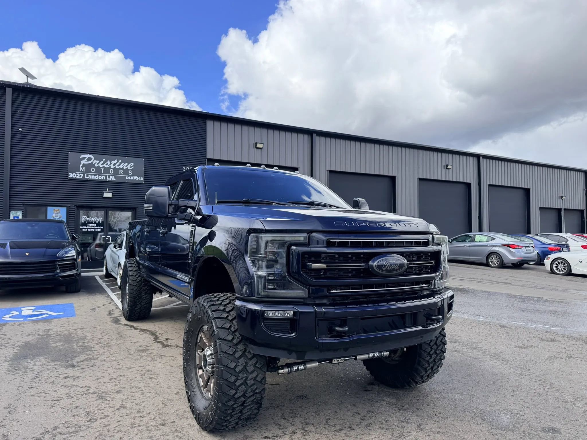 Used 2022 Ford F250 Lariat w/ Black Appearance Package AWD/4WD image 3