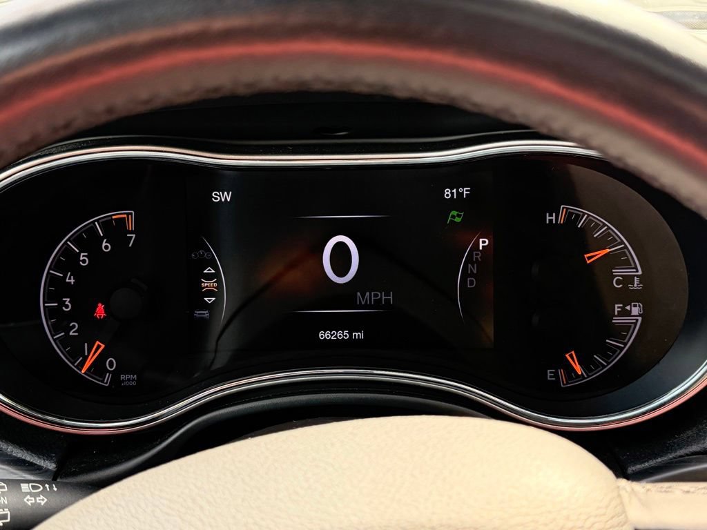 Used 2022 Jeep Grand Cherokee Limited AWD/4WD image 15