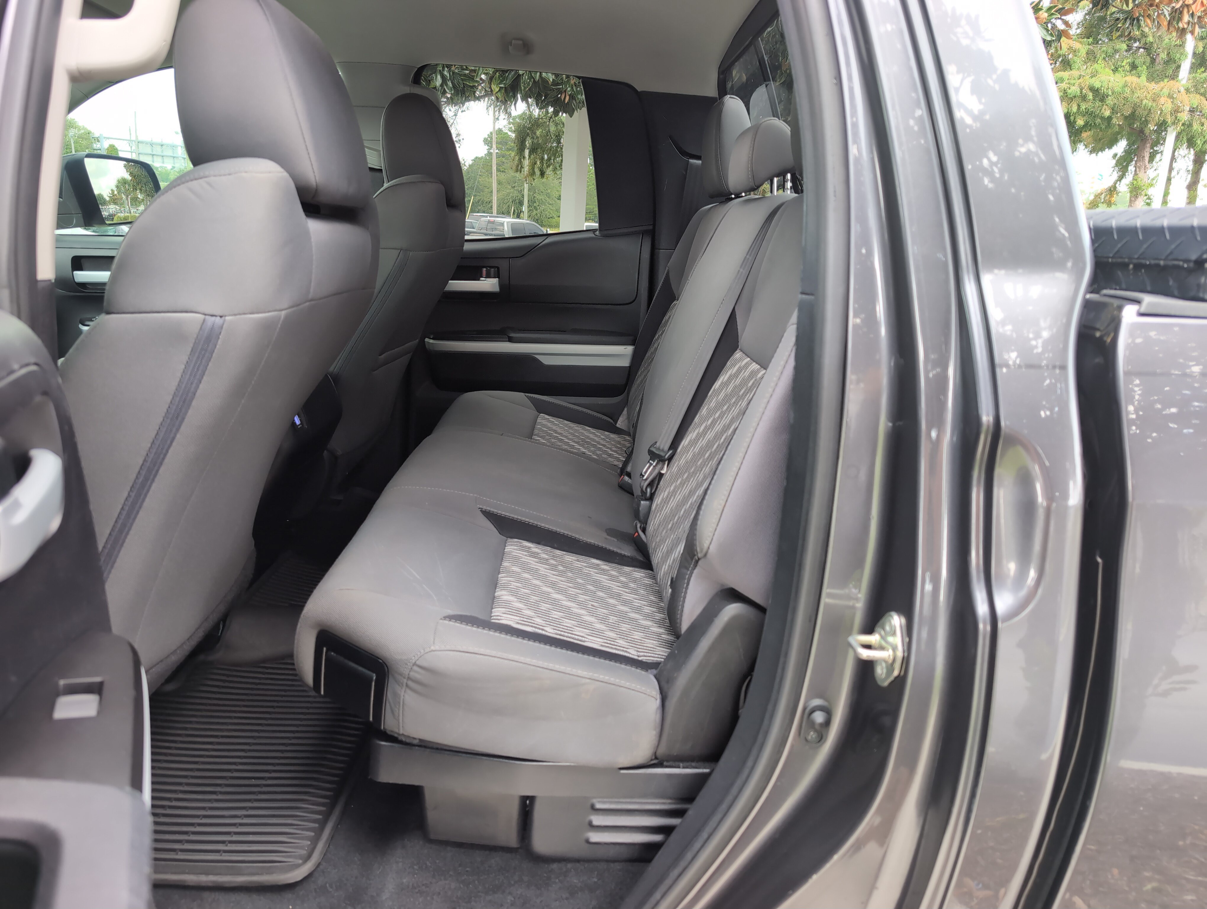 Certified 2020 Toyota Tundra SR5 w/ TRD Off-Road Package AWD/4WD image 30