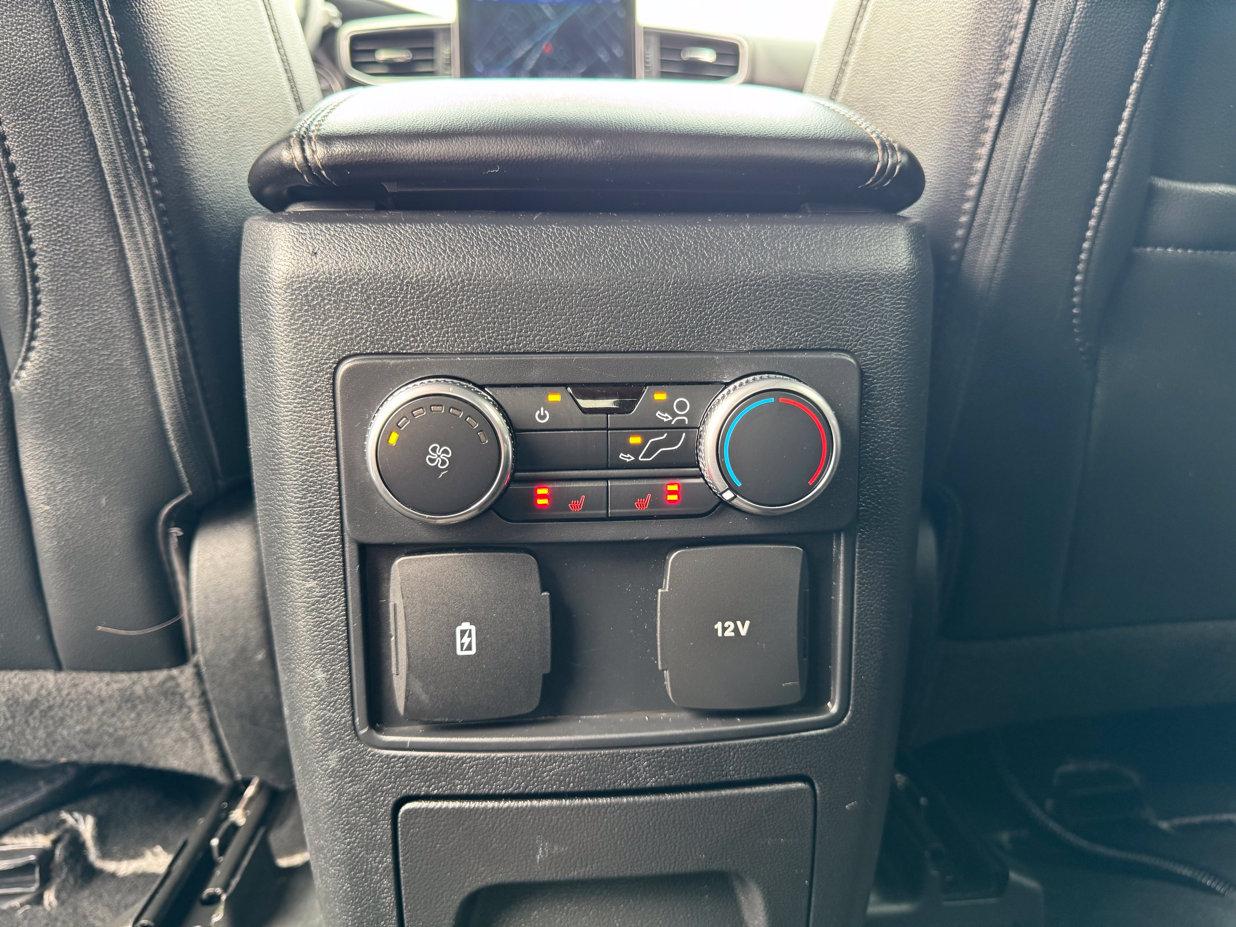 Used 2022 Ford Explorer Limited AWD/4WD image 56