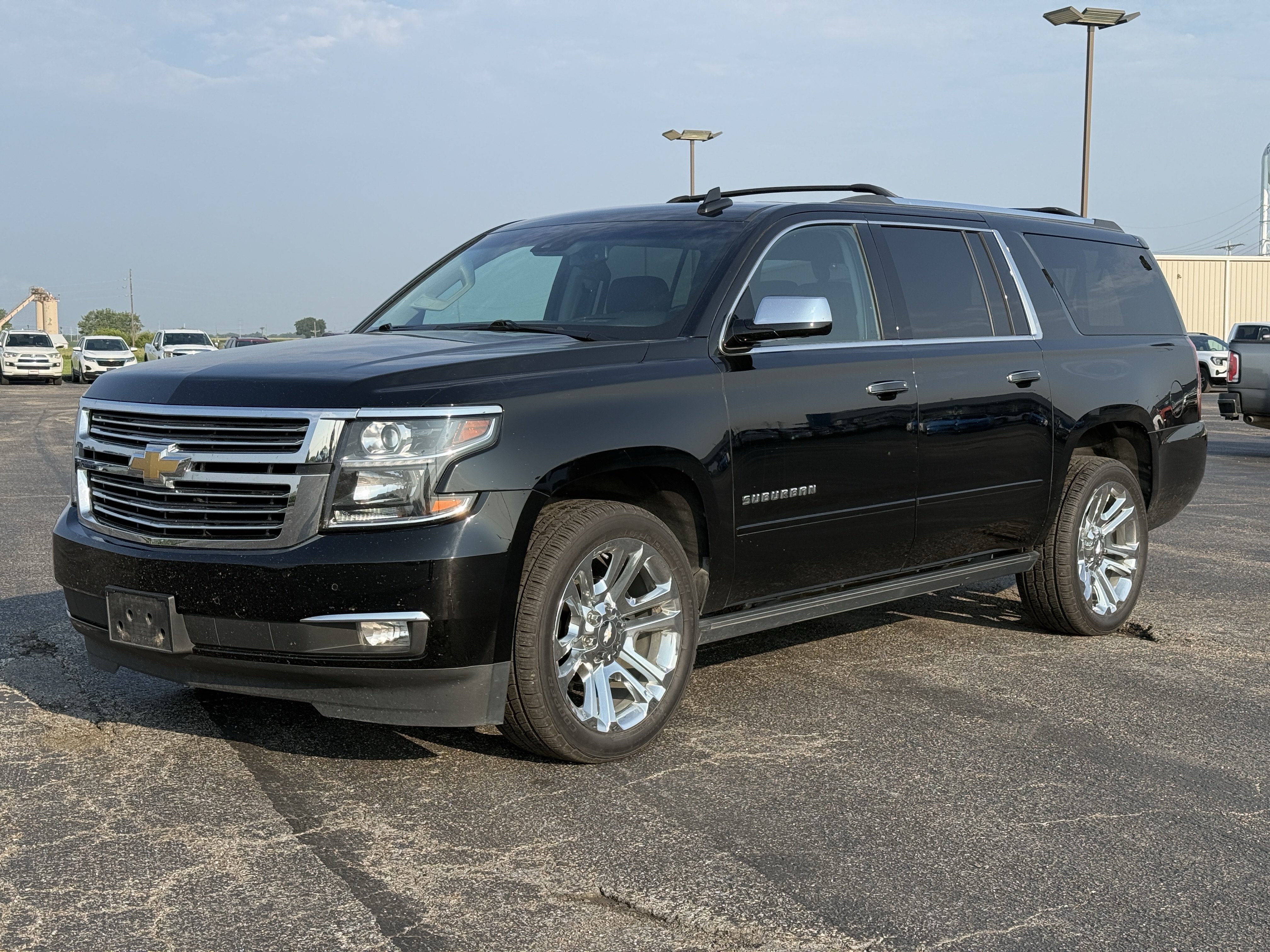 Used 2019 Chevrolet Suburban Premier w/ Premier Plus Edition AWD/4WD image 8