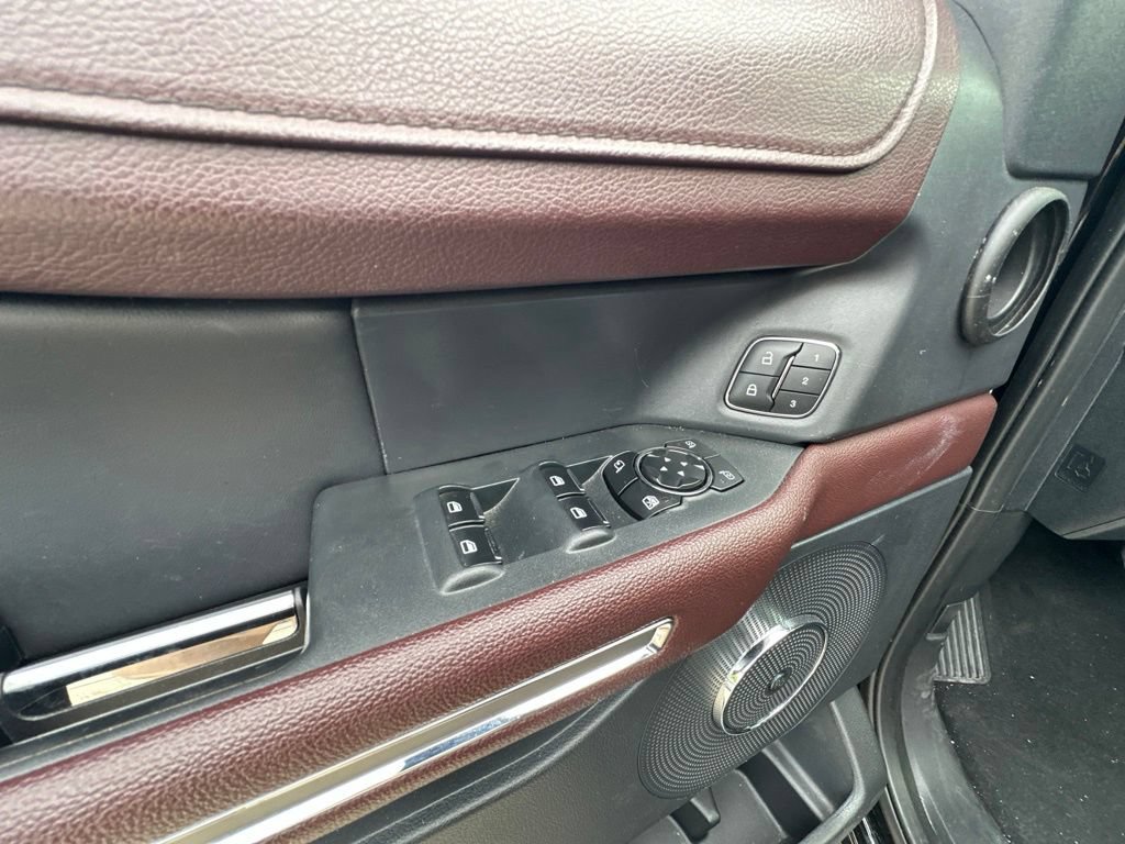 Used 2024 Ford Expedition Max Limited RWD image 27