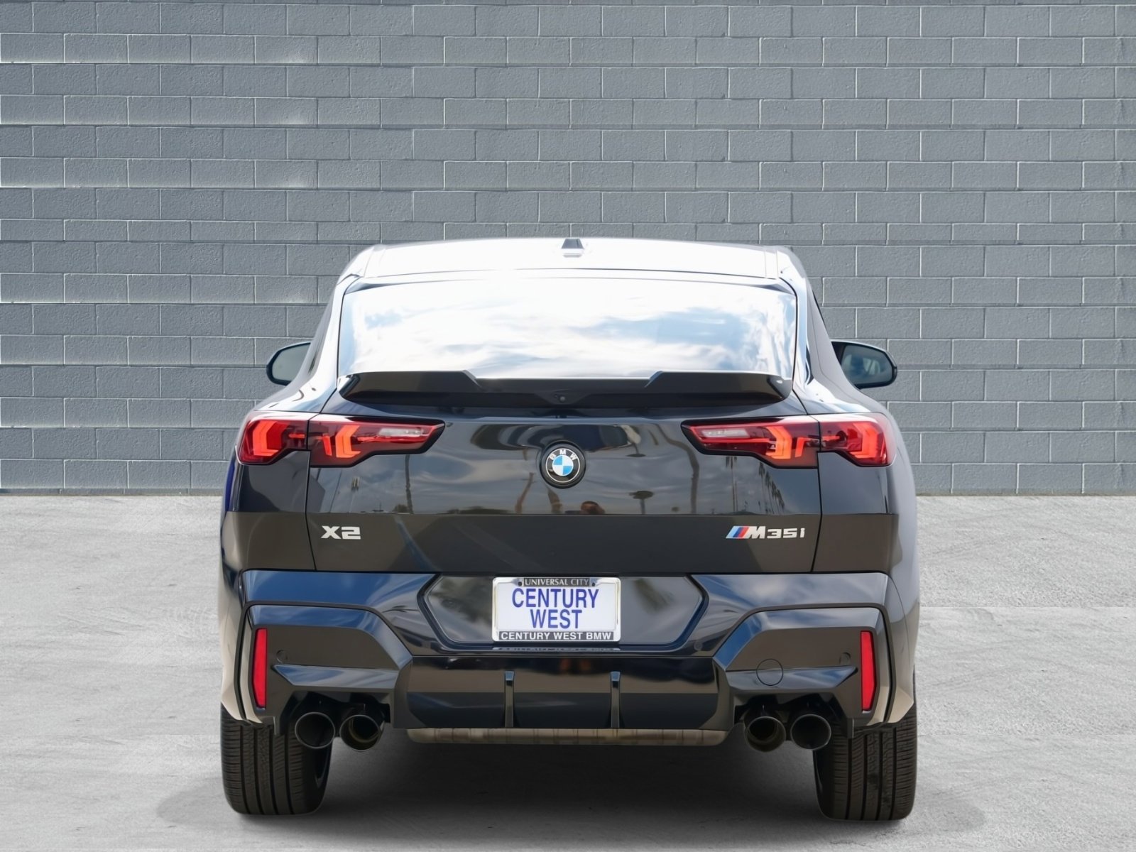 Used 2024 BMW X2 M35i w/ Premium Package image 5
