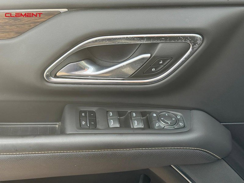 Used 2023 Chevrolet Tahoe Premier AWD/4WD image 16