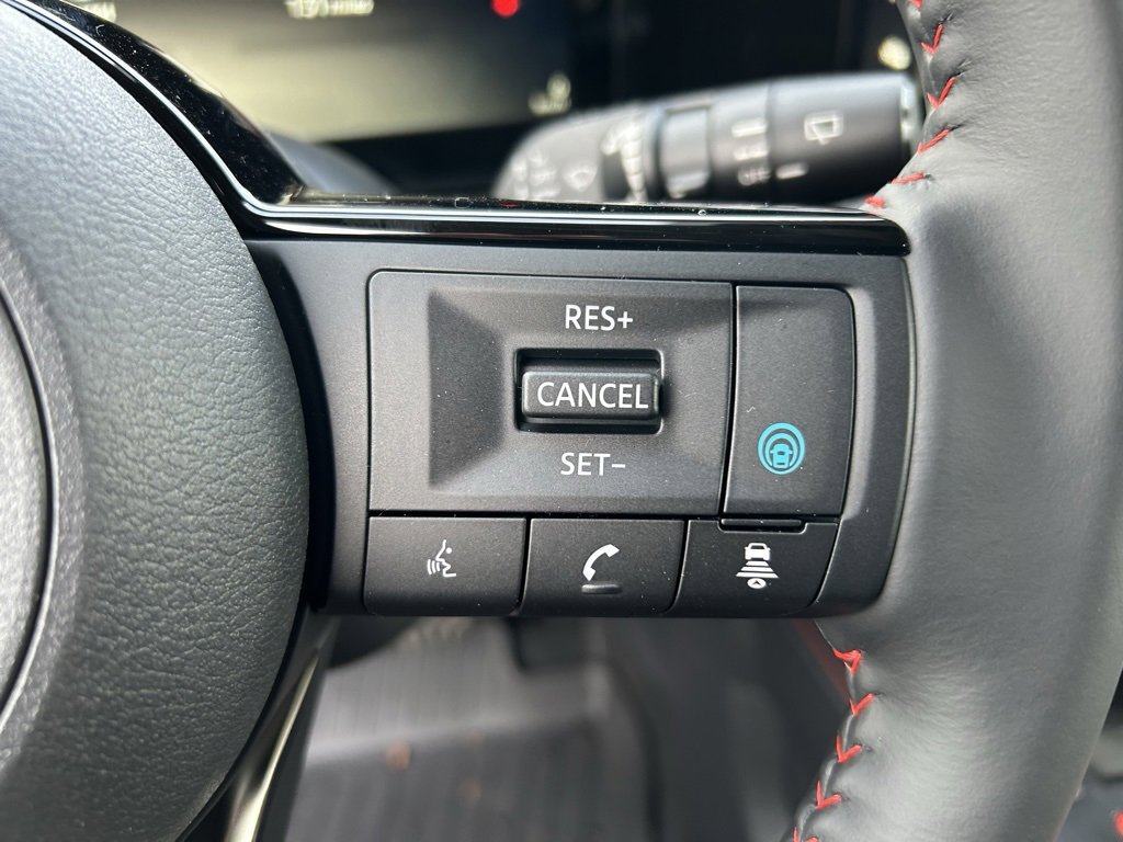 New 2025 Nissan Kicks SR w/ Illumination Package image 14