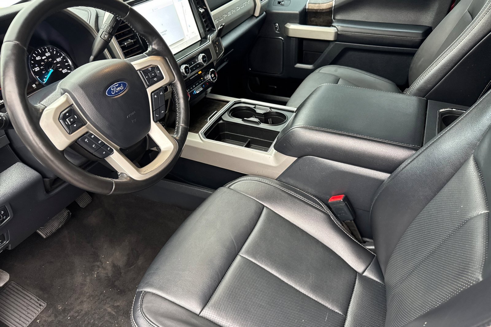 Certified 2022 Ford F250 Lariat w/ Lariat Ultimate Package image 11