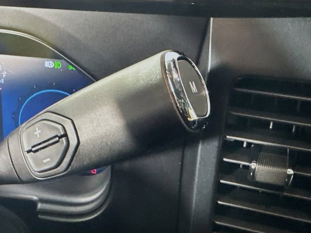 New 2026 Ford F250 Lariat w/ Black Appearance Package image 17