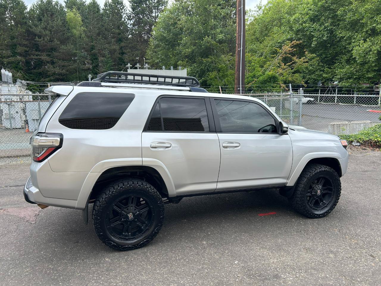 Used 2015 Toyota 4Runner Trail Premium AWD/4WD image 4